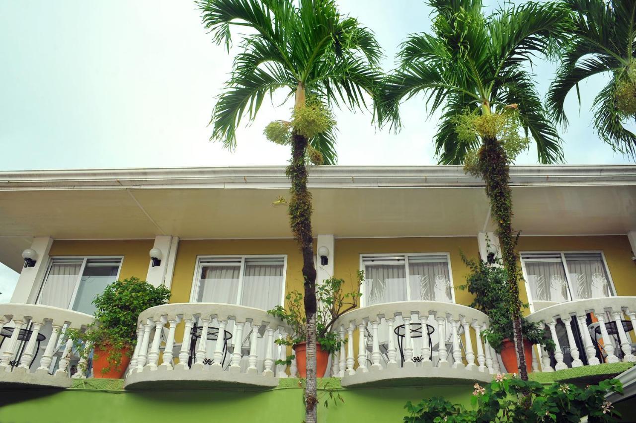 Hotel Malinche Quepos Exterior photo
